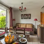 Lagrange Le Clos Des Vignes 3*