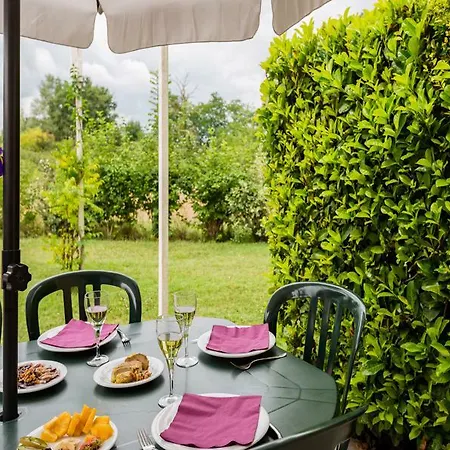 Lagrange Le Clos Des Vignes Village de vacances Bergerac