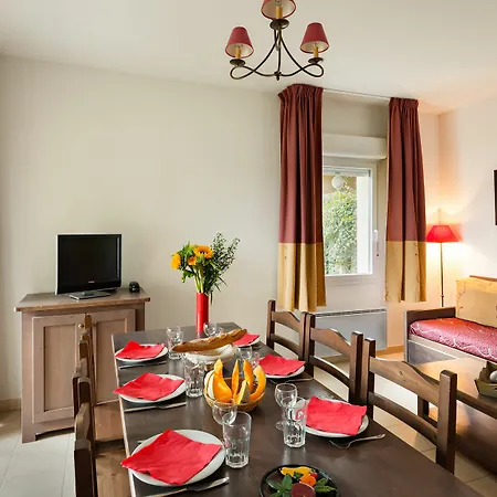Holiday park Lagrange Le Clos Des Vignes Bergerac