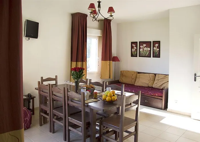 Vakantiepark Lagrange Le Clos Des Vignes Bergerac