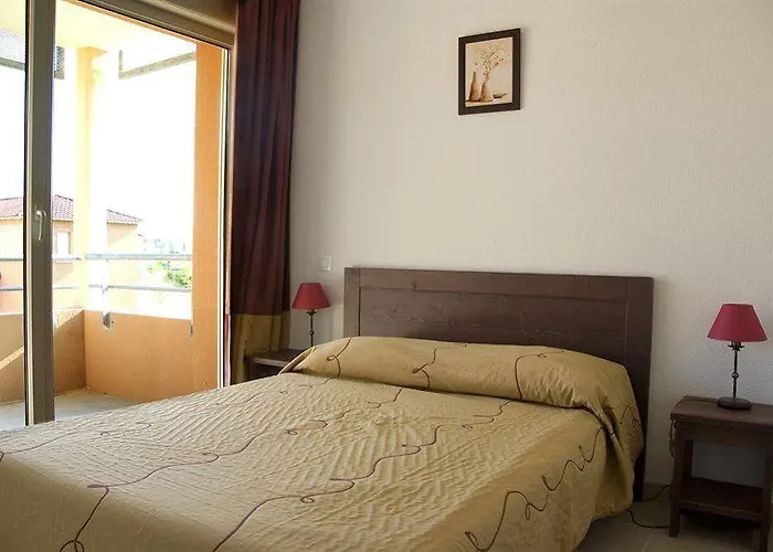 Lagrange Le Clos Des Vignes פארק נופש 3*