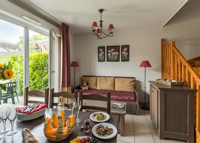 Lagrange Le Clos Des Vignes 3*